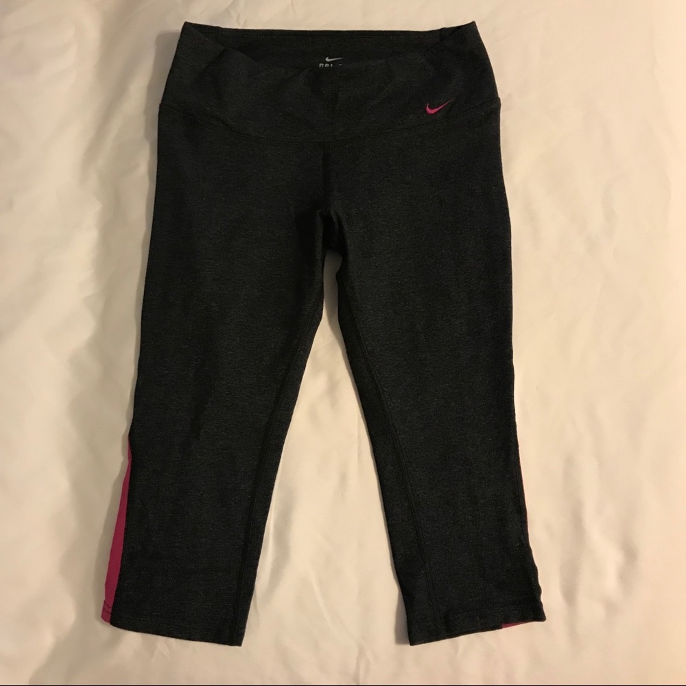 Nike Dri-fit Capri Pants size small